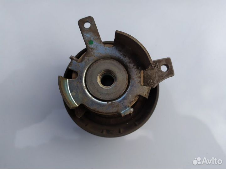 Продаю натяжной ролик и ремень грм форд фокус 3