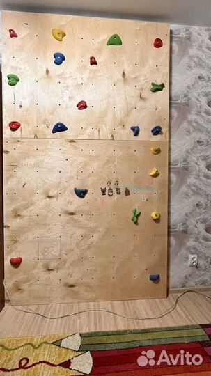 Детский скалодром