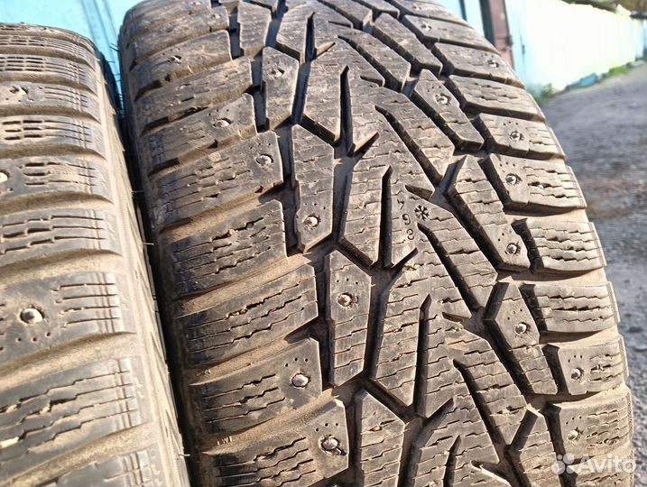 Nokian Tyres Hakkapeliitta 7 235/40 R18