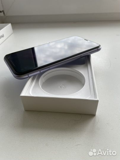 iPhone 11, 256 ГБ