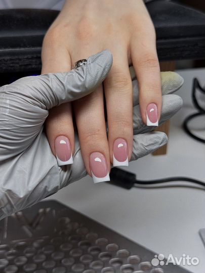 Маникюр/ педикюр