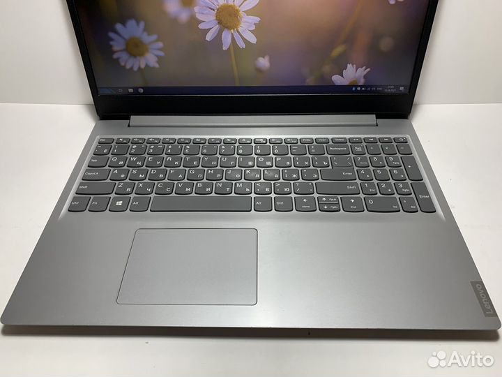 Ноутбук для учебы Lenovo 8gb/ddr4/FullHD/ssd