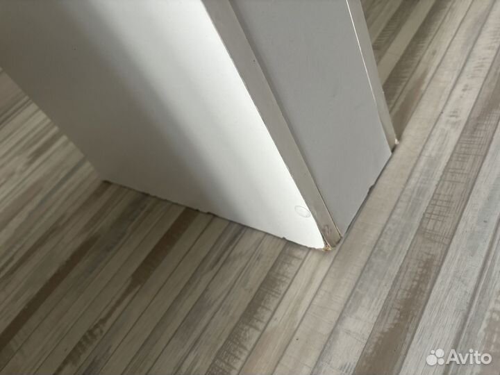 Маникюрный стол бу