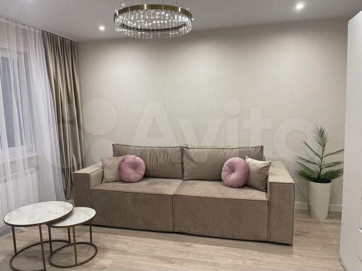 2-к. квартира, 65 м², 5/9 эт.