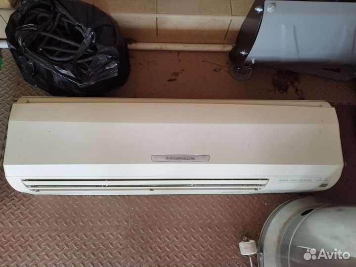 Кондиционер Mitsubishi Electric на запчасти