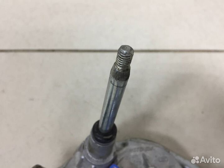 Моторчик стеклоочистителя задний Mitsubishi Outlan