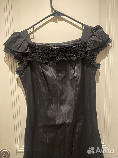 Платье вечернее