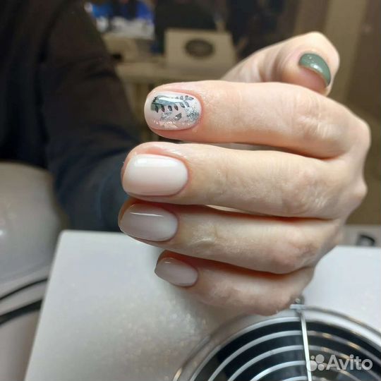 Маникюр с покрытием гель лак