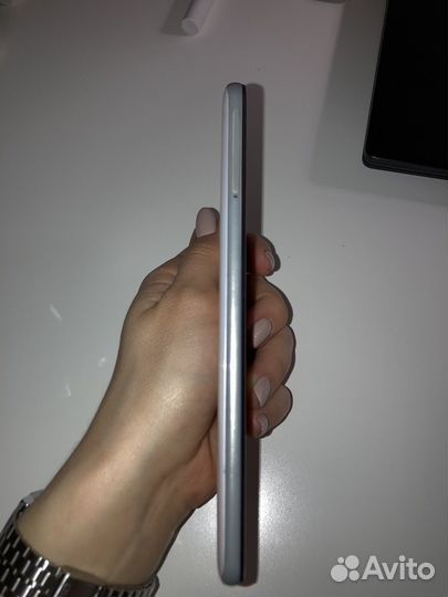 Samsung Galaxy A31, 4/64 ГБ