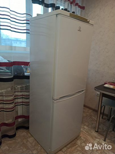 Холодильник
