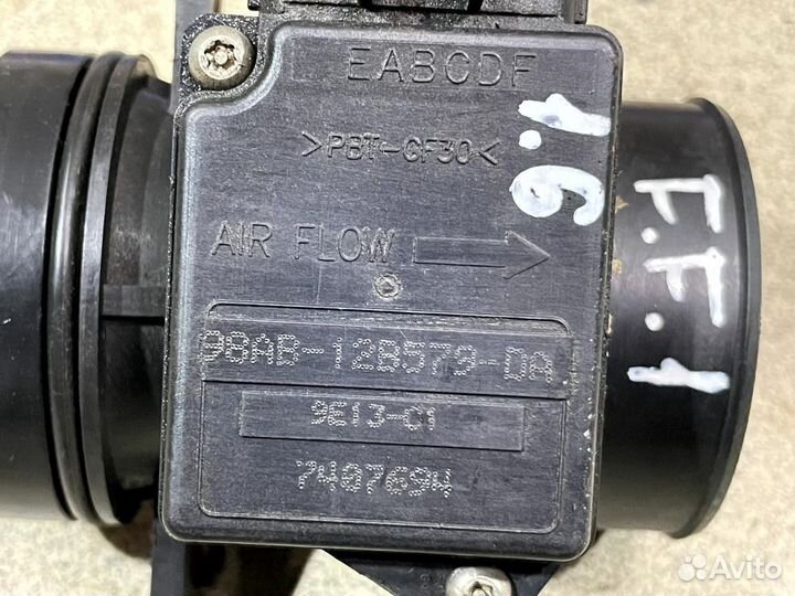 Расходомер воздуха Ford Focus I