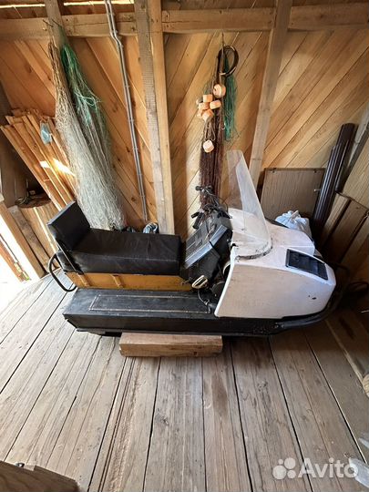 Продам снегоход Буран