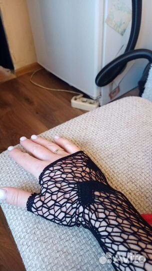 Перчатки кружевные