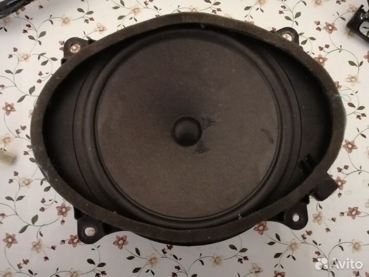 Колонка (динамик) передняя камри 40