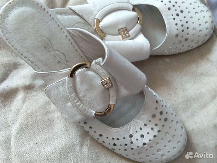 Новые женские шлепки