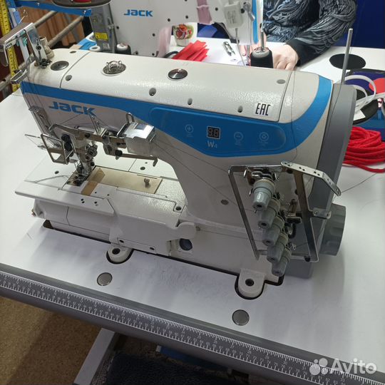 Швейный цех. Пошив малым и средним оптом