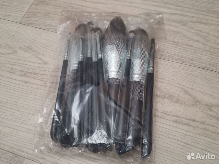 Новые кисти для макияжа