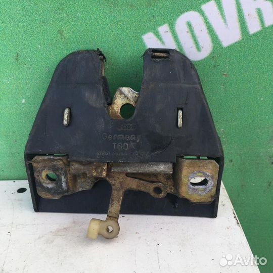 Замок багажника Ауди 80 90 Б3