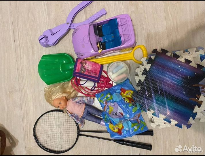 Детские вещи пакетом, канцтовары и т.д