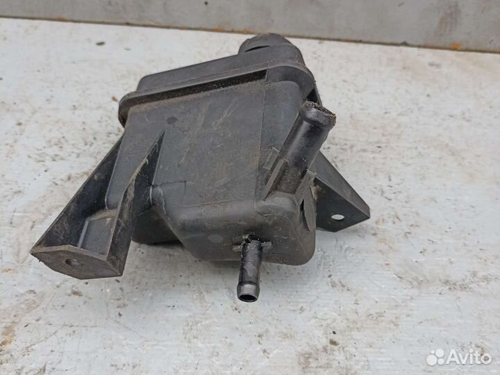 Бачок гидроусилителя. Volvo S40, 2003 г