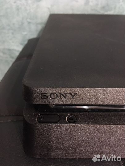 Sony PS4 slim 1tb