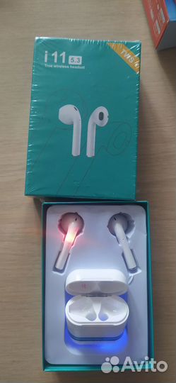 Беспроводные наушники новые