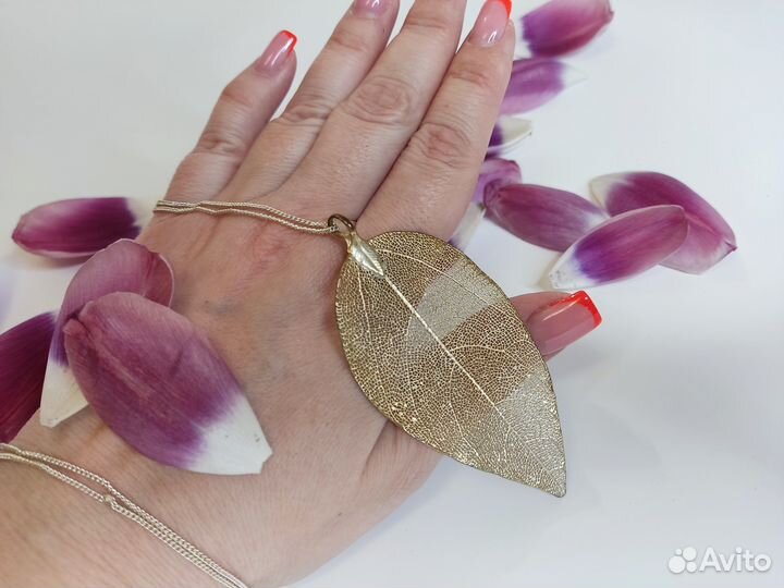 Длинное колье-листок новое