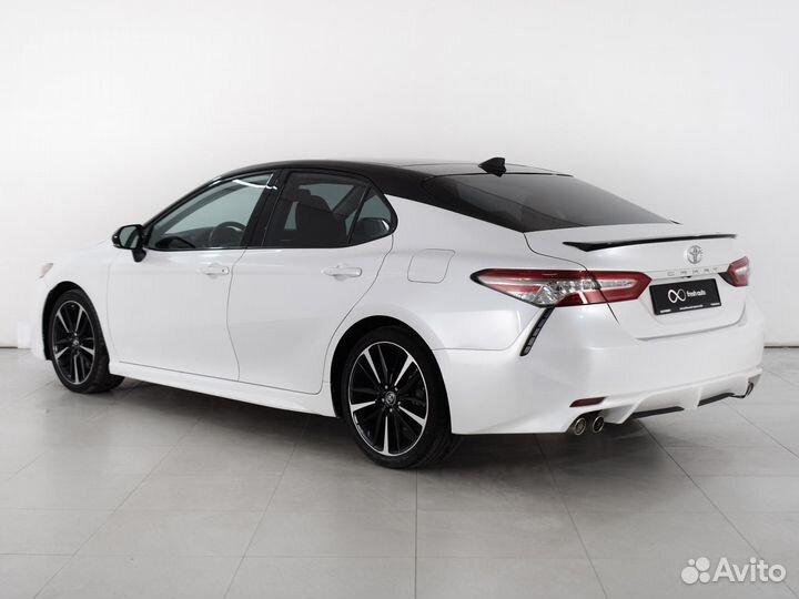 Toyota Camry, 2019