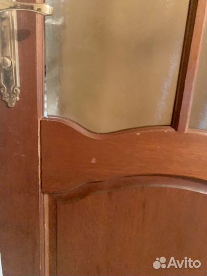 Дверь межкомнатная Б/У из цельного массива