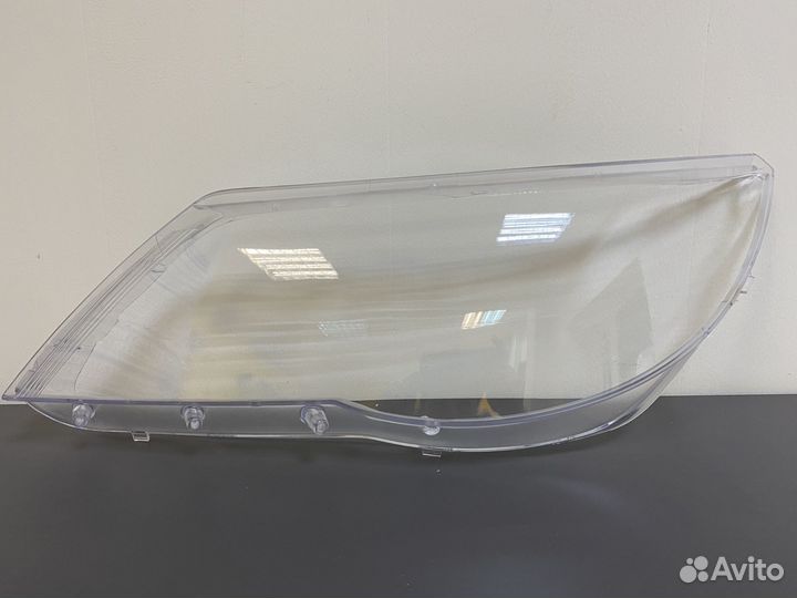 Стекло фары Volkswagen Tiguan 2006 - 2011г.в