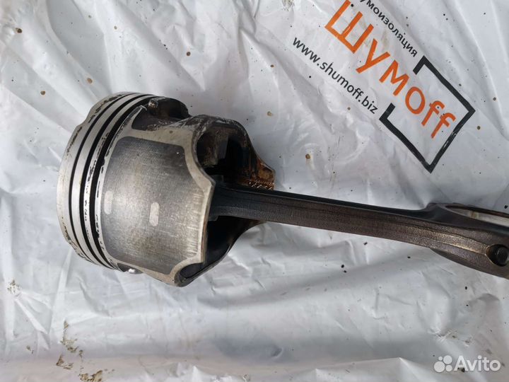 Поршень с шатуном volkswagen 1.4 75л.с