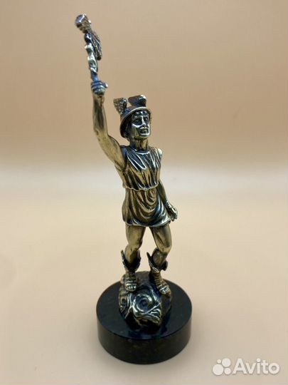 Статуэтка бога торговли Гермес фигурка