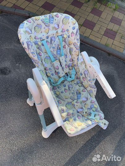 Стульчик для кормления Happy Baby Kevin V2 Blue