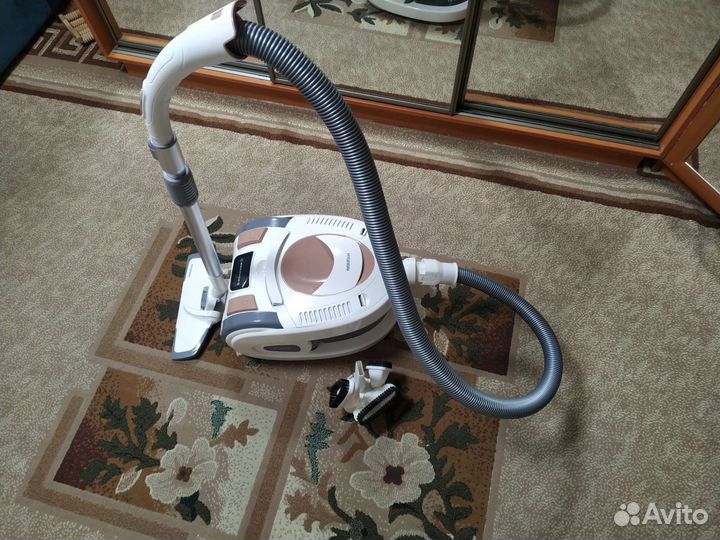 Пылесос hyundai