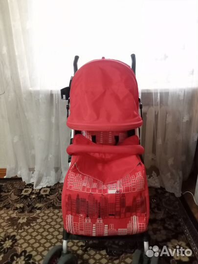 Прогулочная коляска трость