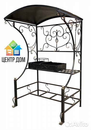 Кованый мангал с крышей