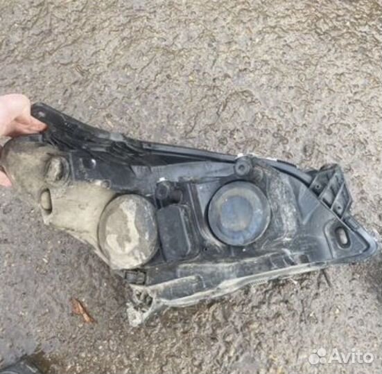 Opel astra h передние фары