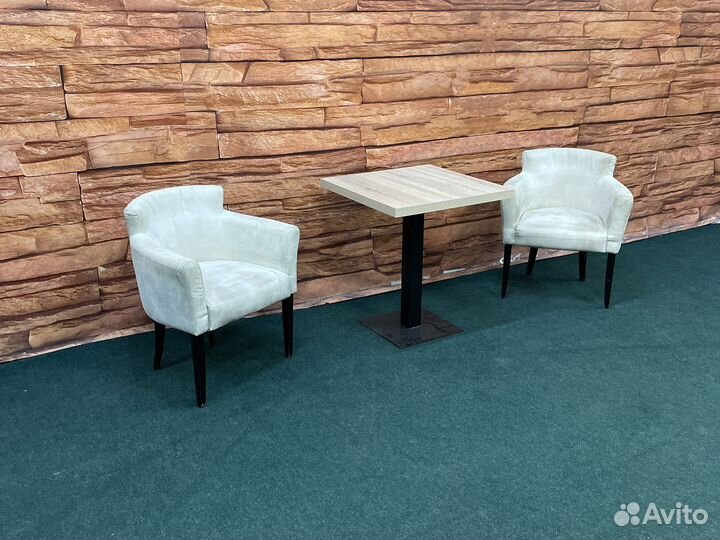 Столы кресла для кафе