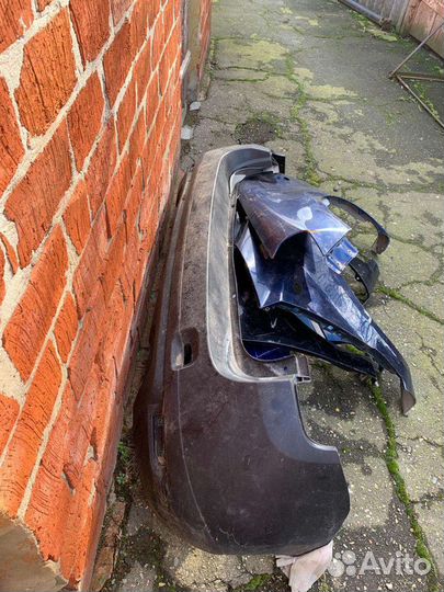 Бампер задний на Renault Duster