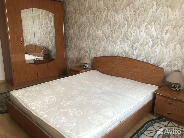 Продажа спального гарнитура