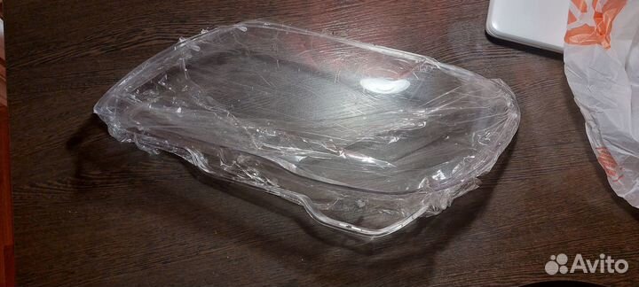 Стекло на левую фару BMW 7 Е65,66