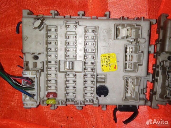 Блок предохранителей Nissan Almera N16