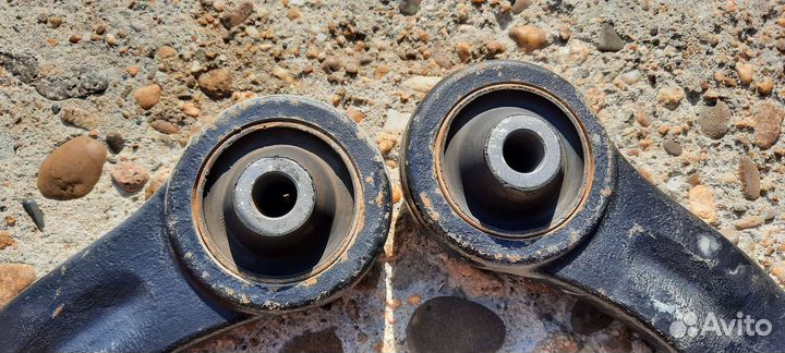 Рычаги переднии Peugeot 206