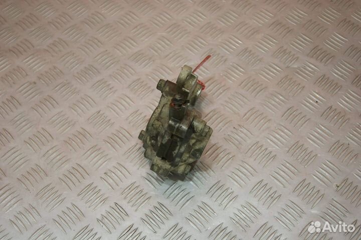 Суппорт задний Yamaha FZ400