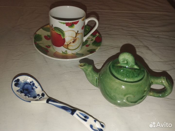 Чайник сувенирный, кофейная пара