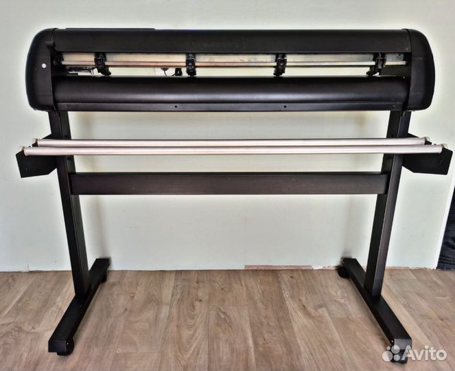 Режущий плоттер list-1100