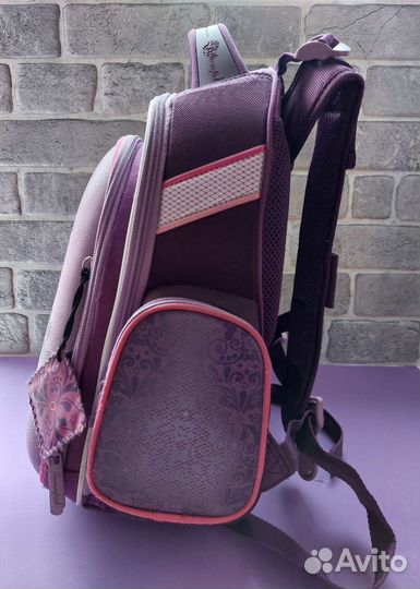 Ранец с ортопедической спинкой hummingbird