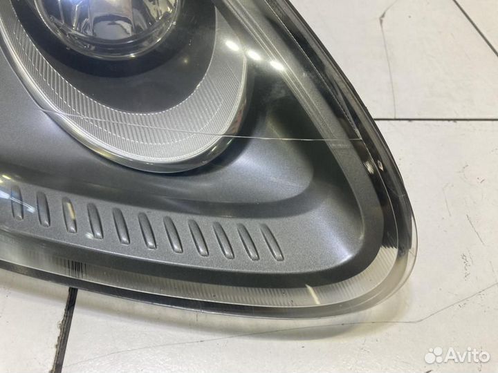 Фара правая Porsche Cayenne 958