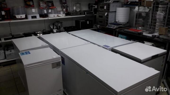 Морозильный ларь Centek CT-1770 (белый)