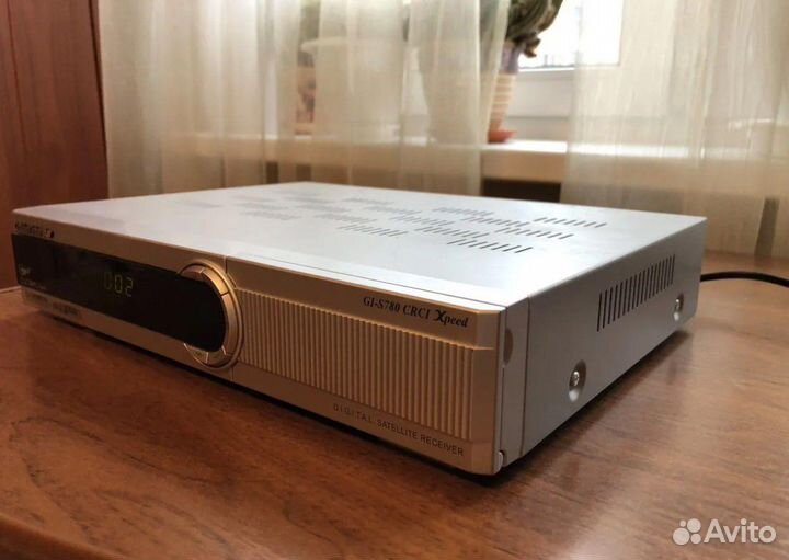Спутниковый ресивер Golden interstar GI-S780 crci